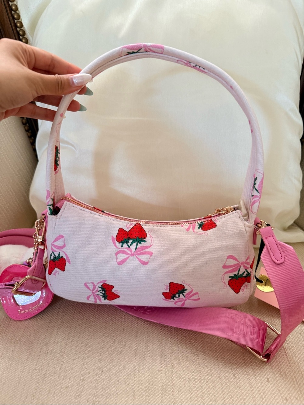 NWT Viral Juicy Couture pink strawberry Y2K purse bag - Picture 8 of 8